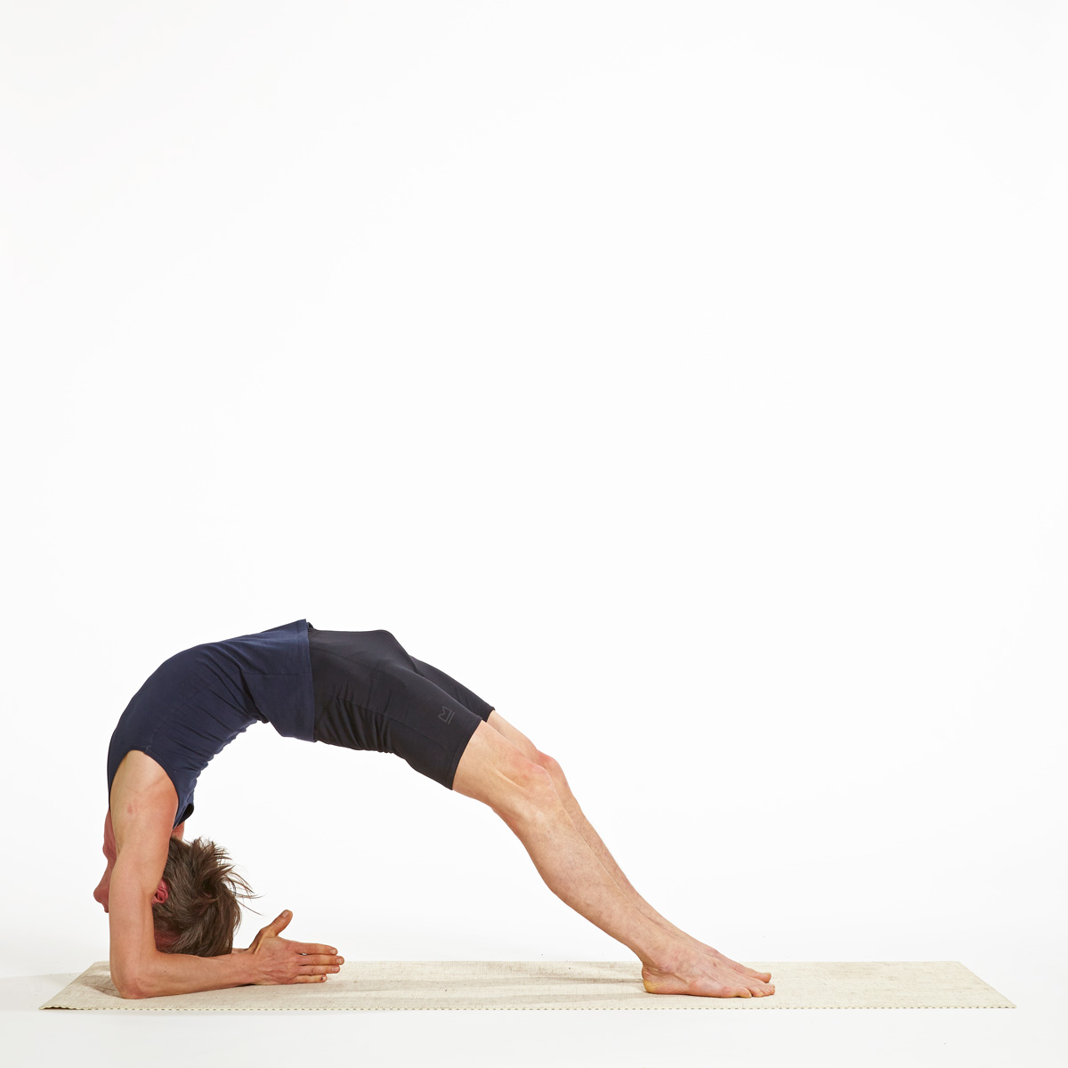 How to do Chaturanga Dandasana pose - Ekhart Yoga
